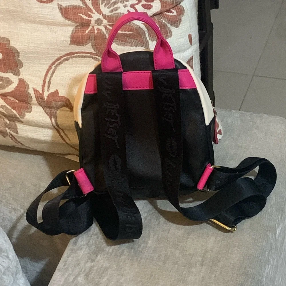 Betsey Johnson BackPack - Picture 4 of 6